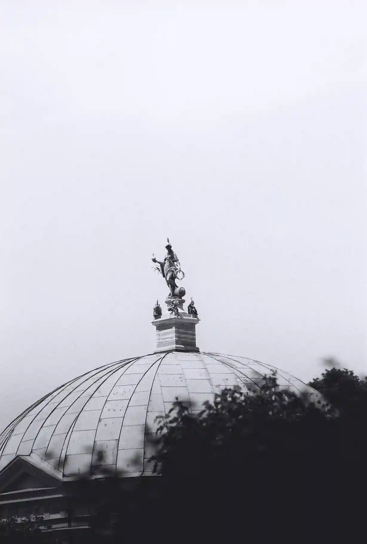 Munich - Shades of Bavaria photography by Raphael Krebs