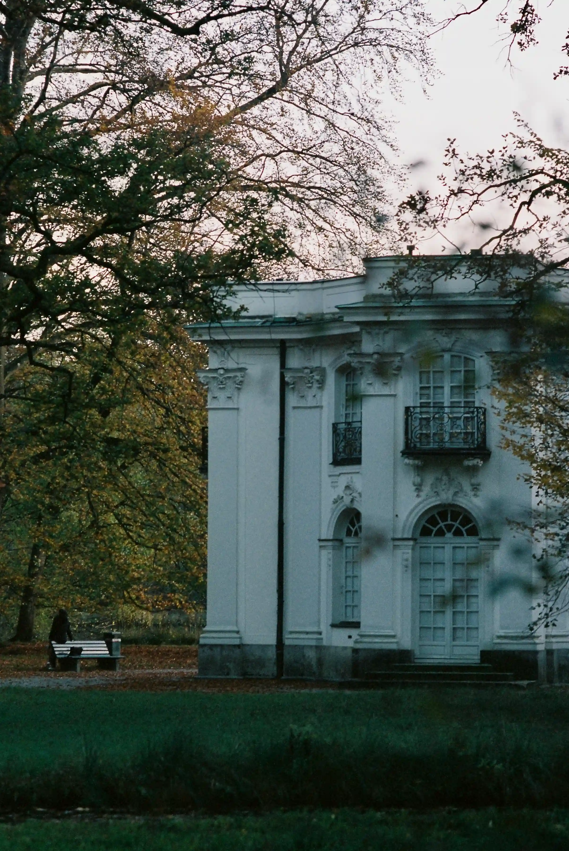Munich - Golden Summer photography by Raphael Krebs